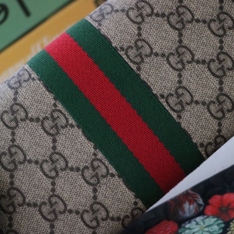 Gucci Wallets & Purse